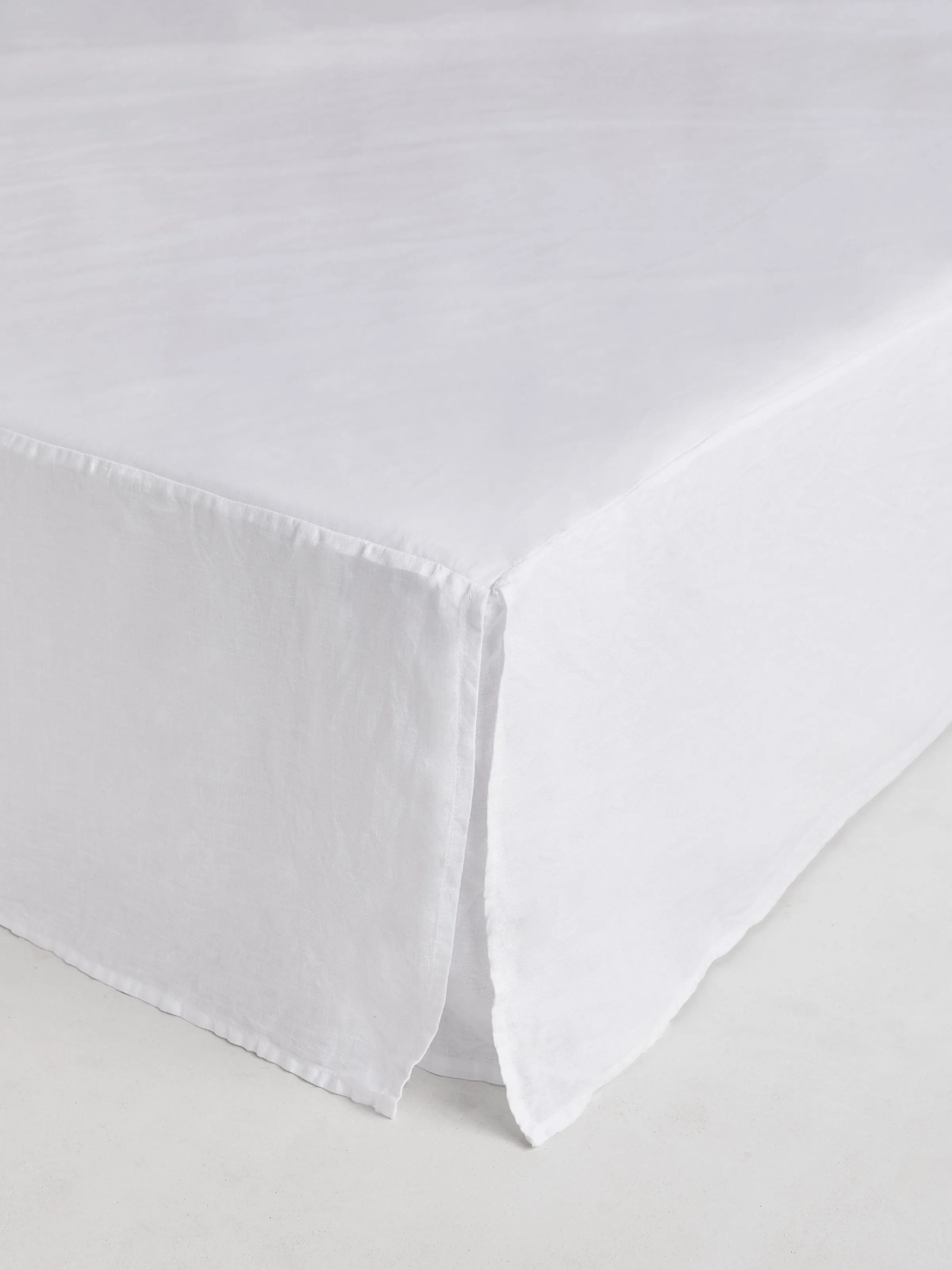 L&M Home Mondo White Organic French Linen Valance Flash Sale