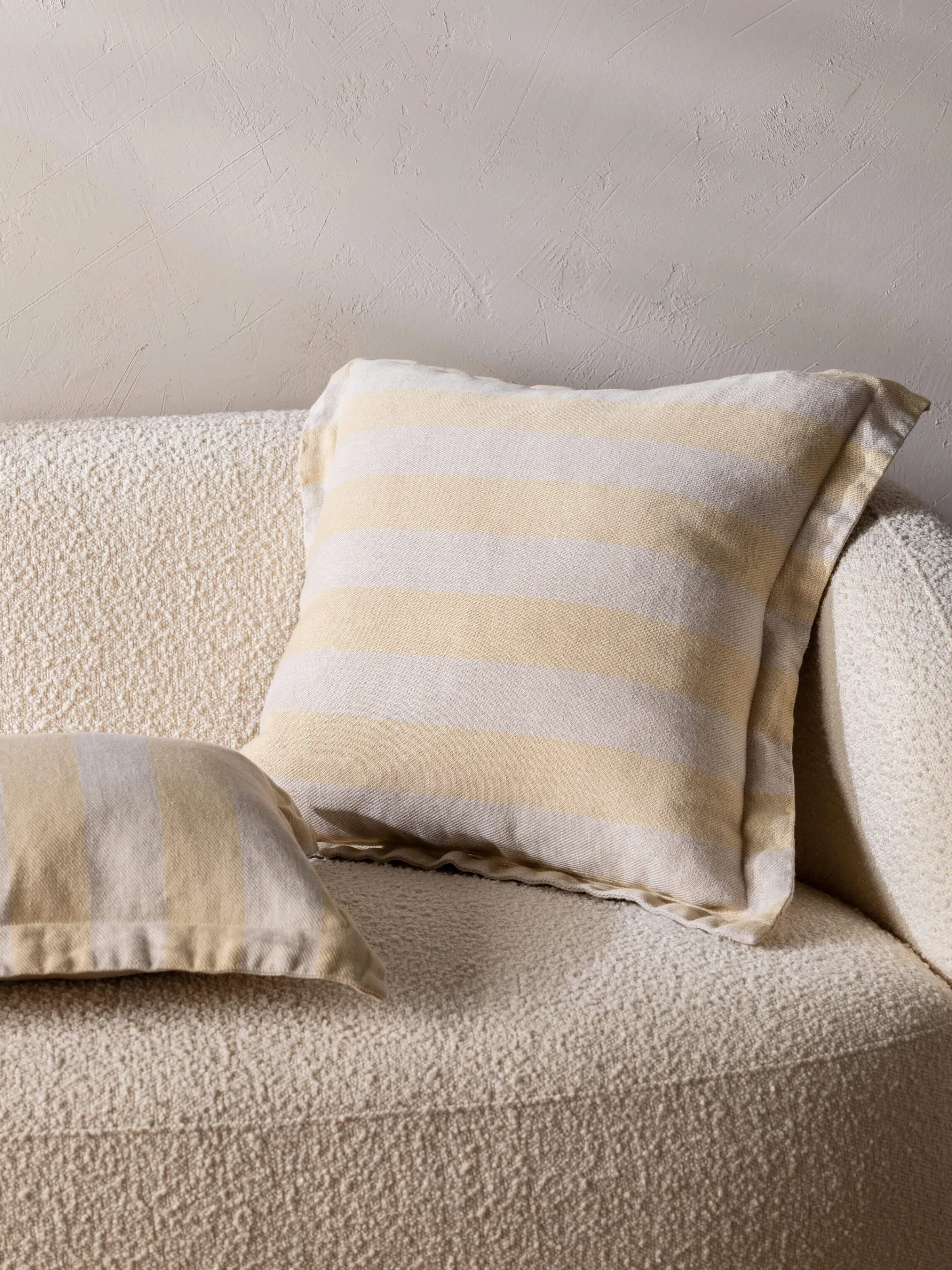 L&M Home Voyage Limone French Linen Cushion Outlet